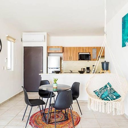 Lovely Cozy Apt W/Pool 2 Bedrooms. Great Location! Puerto Morelos Eksteriør billede