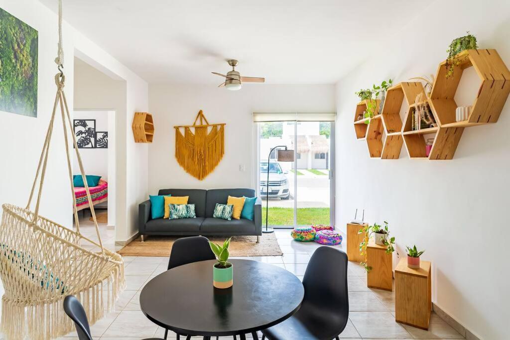 Lovely Cozy Apt W/Pool 2 Bedrooms. Great Location! Puerto Morelos Eksteriør billede
